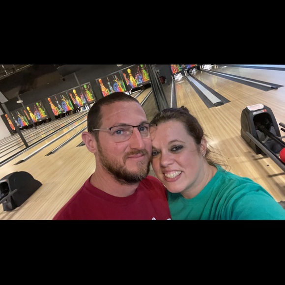 Meet your Posher, Kim - Picture 2 of 2